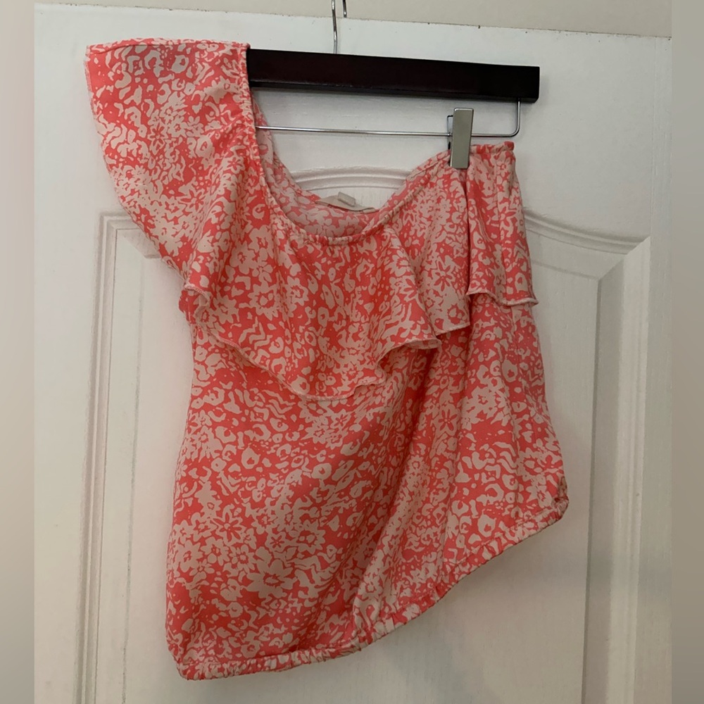 One Shoulder Top